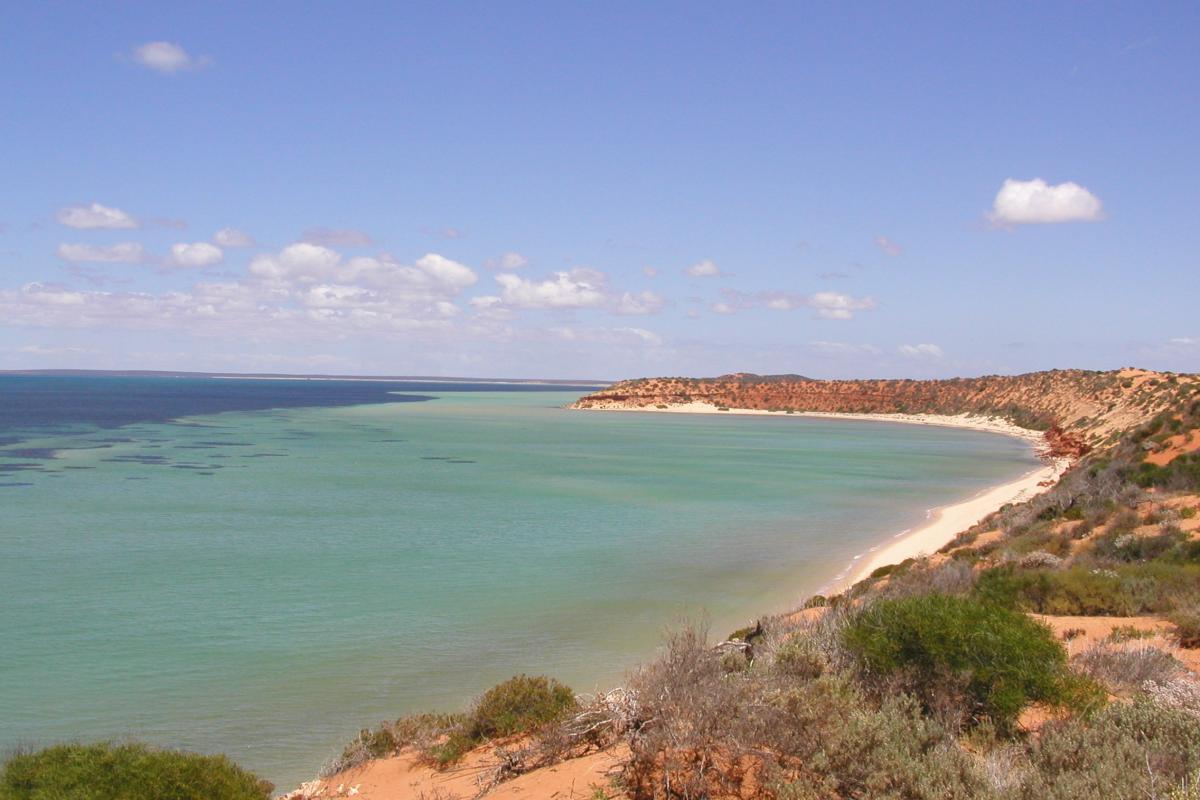 Looking towards Skipjack Point from Cape Peron end of trail.